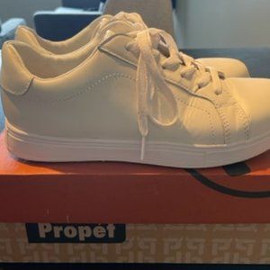 Propet USA Nixie White Leather Sneakers 7.5 2E Womens